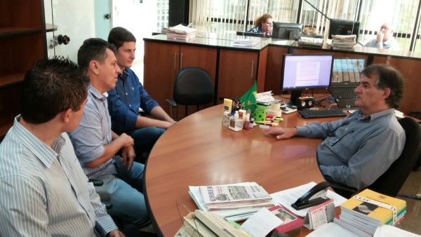 Kadu e diretores da Câmara durante visita ao TCE em Campinas