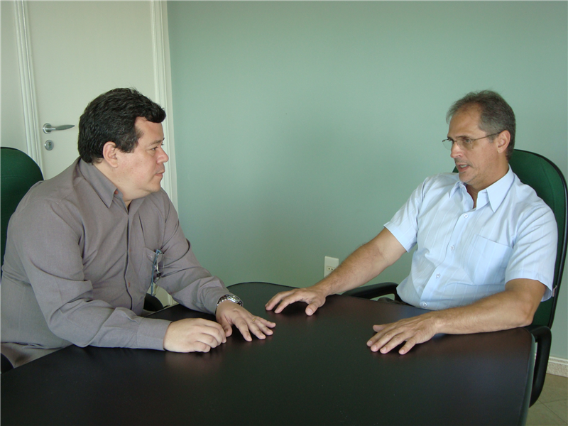 Dr. José em reunião com presidente da APM.