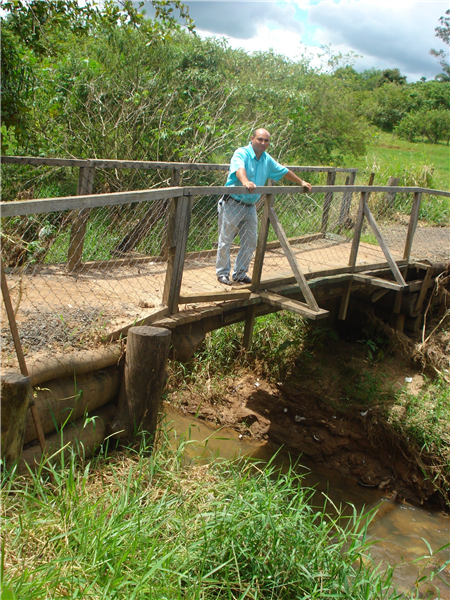 Fontes vistoria serviços na passarela