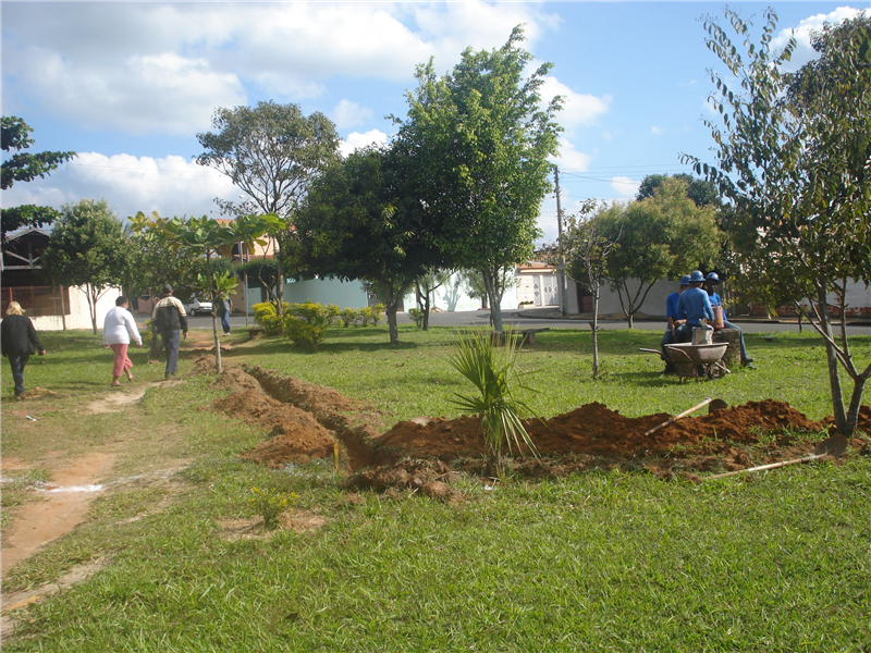 Praça do Jardim Olaria é revitalizada a pedido de Joi.