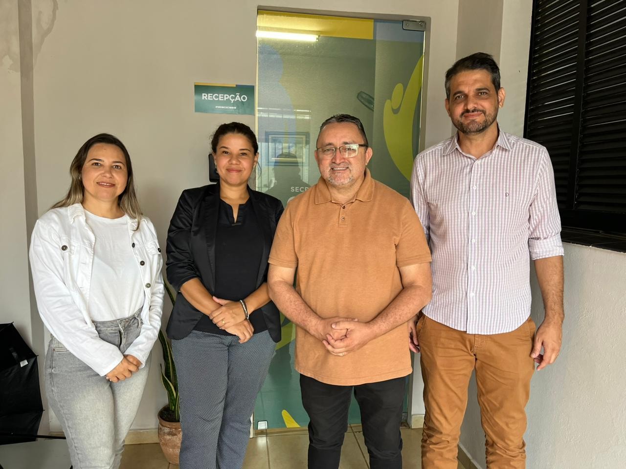 Vereador participa de reunião sobre segurança digital para crianças em Piracicaba