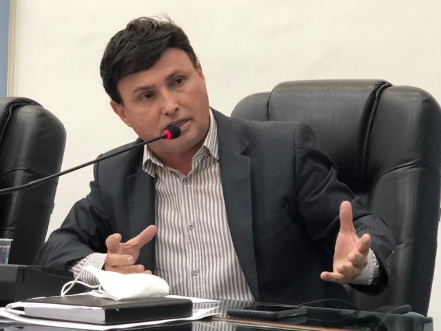 Vereador propõe programa para garantir medicamentos em farmácias credenciadas