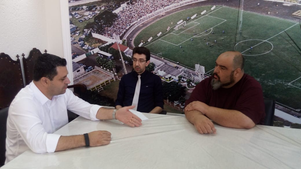 Celso Ávila convidou vereador de Jaú a participar de sessão temática no Legislativo barbarense