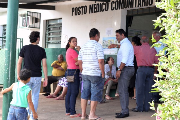 Vereador questiona atendimento em unidades de saúde