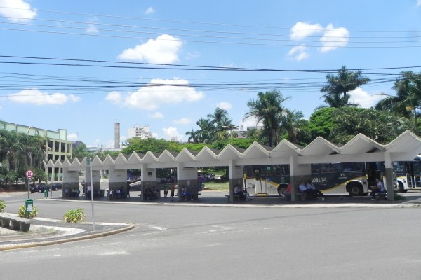 Terminal Urbano não conta com rampas de acesso