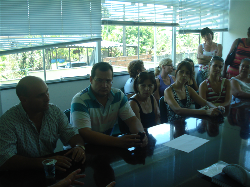 Danilo e Fontes participaram de reunião com professoras da Escola Estadual "Darci Materazzo"