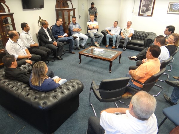 Kadu participou de reunião com presidentes de Câmaras