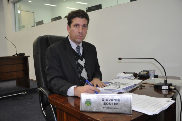 Vereador Giovanni Bonfim espera resposta concreta desde 2013