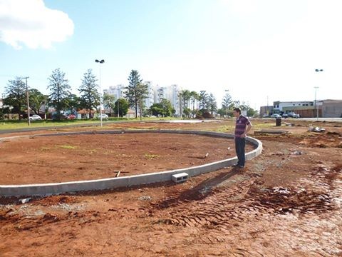 Giovanni visita obra de praça no São Francisco I.