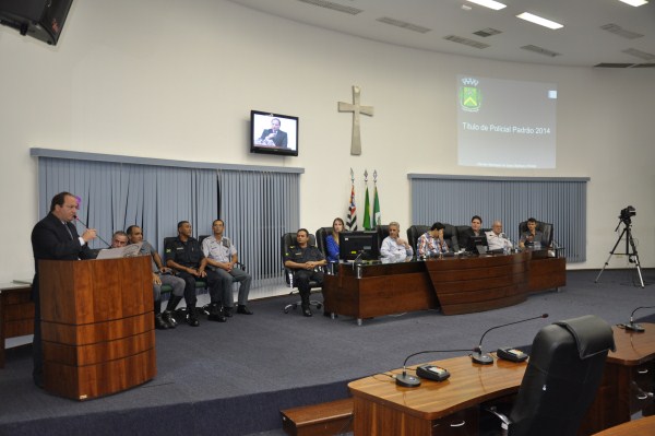 Entrega do Título Policial Padrão. 