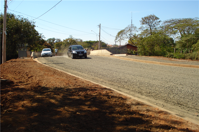 Juca visita obras na Ponte da Represinha.