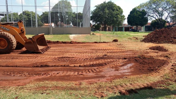 Prefeitura iniciou melhorias em área pública no último dia 6