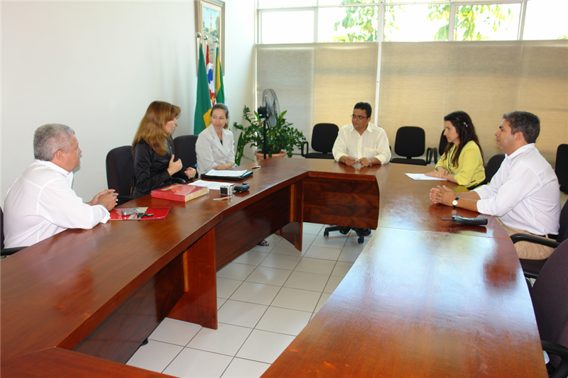 Contrato foi assinado nesta setxa-feira