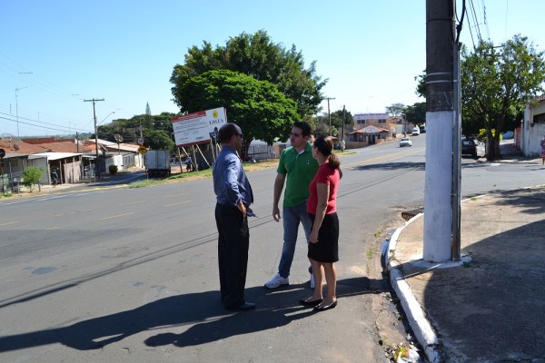 Moradores pedem rotatória em cruzamento da avenida Geisel