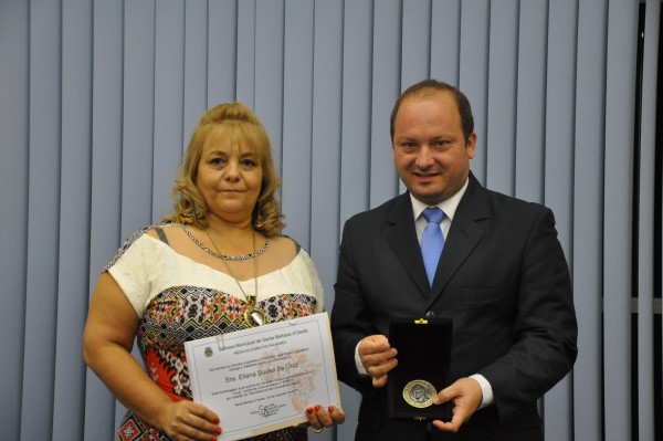 Câmara entrega Medalha "Zumbi dos Palmares".