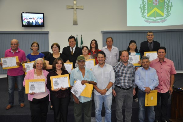 Aposentados foram homenageados em solenidade na Câmara