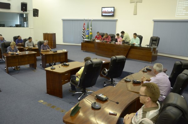 Vereadores aprovaram único projeto previsto na pauta de hoje