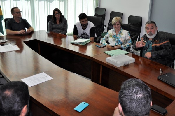 Aposentando Geraldo Botardo visitou a Câmara hoje (4)