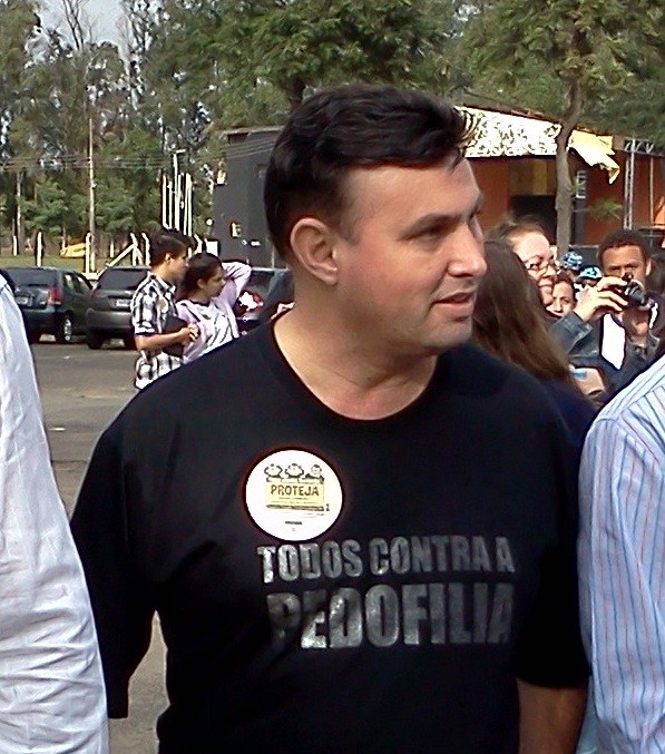 Vereador Carlos Fontes.