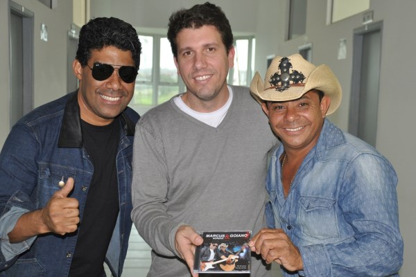 Giovanni recebeu dupla goiana, que lança CD autoral