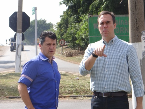 Acompanhado do prefeito Denis Andia, Kadu visitou a Zona Sul