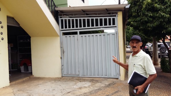 Pereira assina projeto sobre regularização de imóveis.