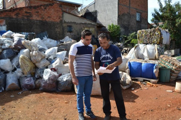Felipe Sanches conversou com presidente da Recicoplast