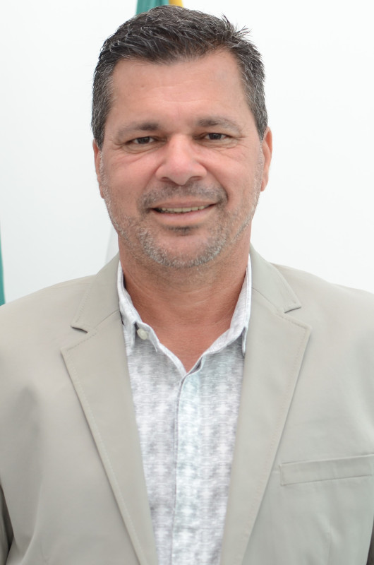 Valmir Alcântara de Oliveira